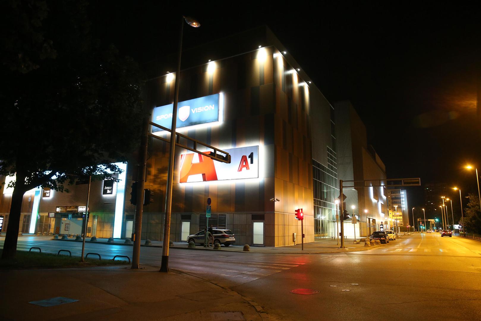 15.06.2022., Zagreb - Pronadjeno tijelo u shoping centru Avenue Mall. Policija trenutno provodi ocevid.  Photo: Matija Habljak/PIXSELL