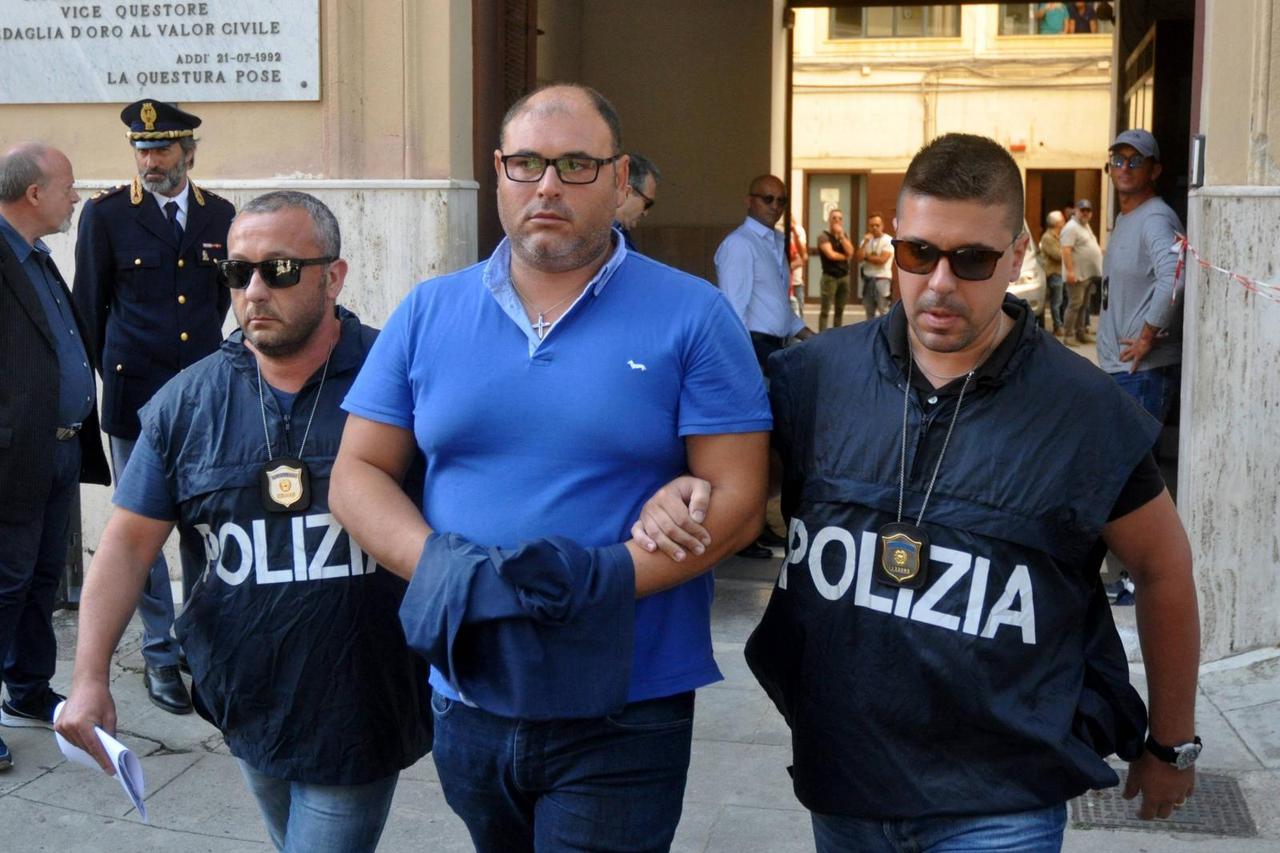 18 arrests against the 'escapades, exponents of the Mafia district of Passo di Rigano. Antimafia operation of the Police