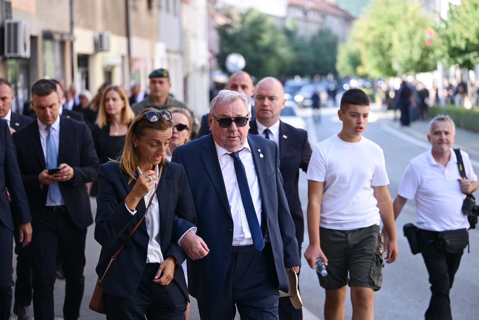 Središnja svečanost počela je u 9.40 sati na stadionu NK Dinara i Kninskoj tvrđavi.