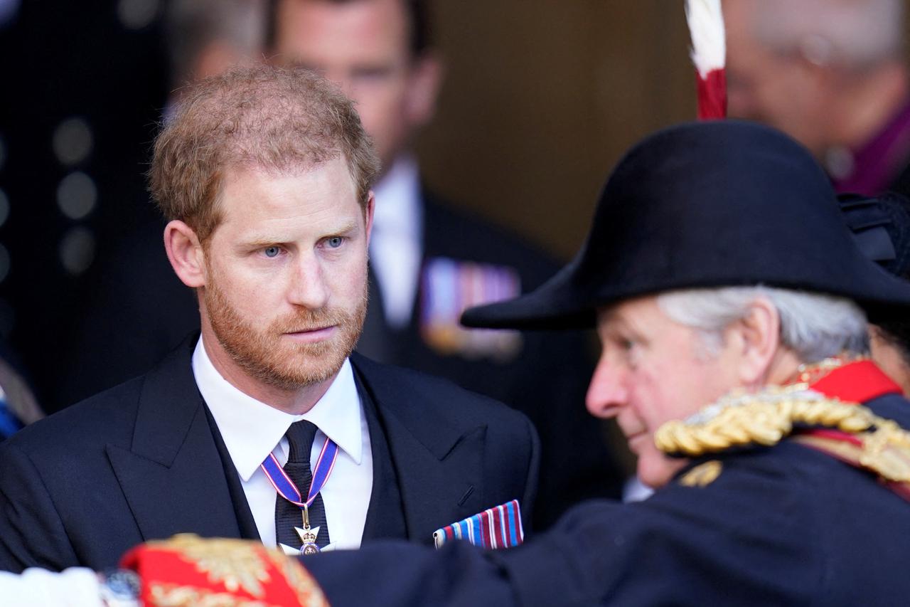 Britain mourns Queen Elizabeth