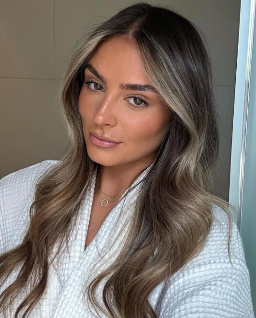 Leah Taylor poznata je manekenka i influencerica, je ujedno je i bliska prijateljica Maure Higgins.