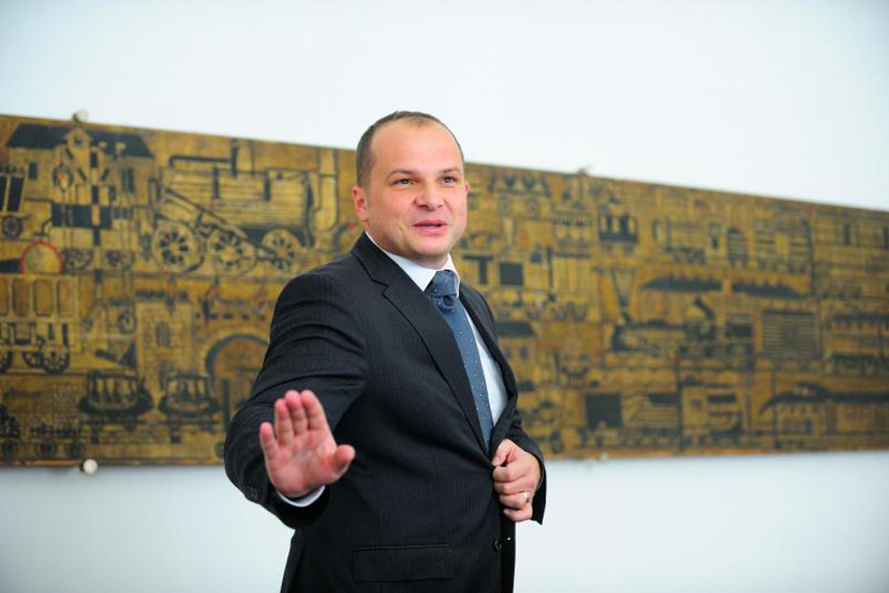 Siniša Hajdaš Dončić