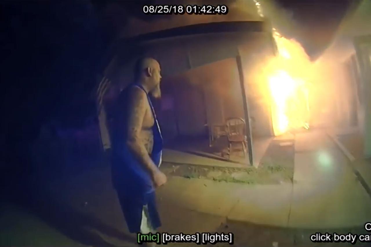 Policajac spasio djecu iz požara