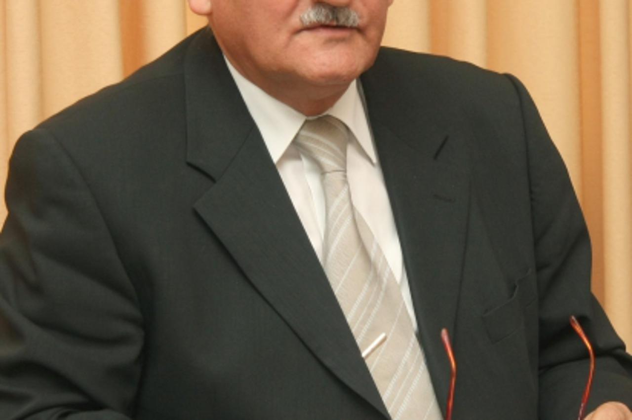 '30.11.2010.,Karlovac - Skupstina Turisticke zajednice Karlovacke zupanije.  Ivan Vucic, zupan Karlovacke zupanije. Photo: Kristina Stedul Fabac/PIXSELL'
