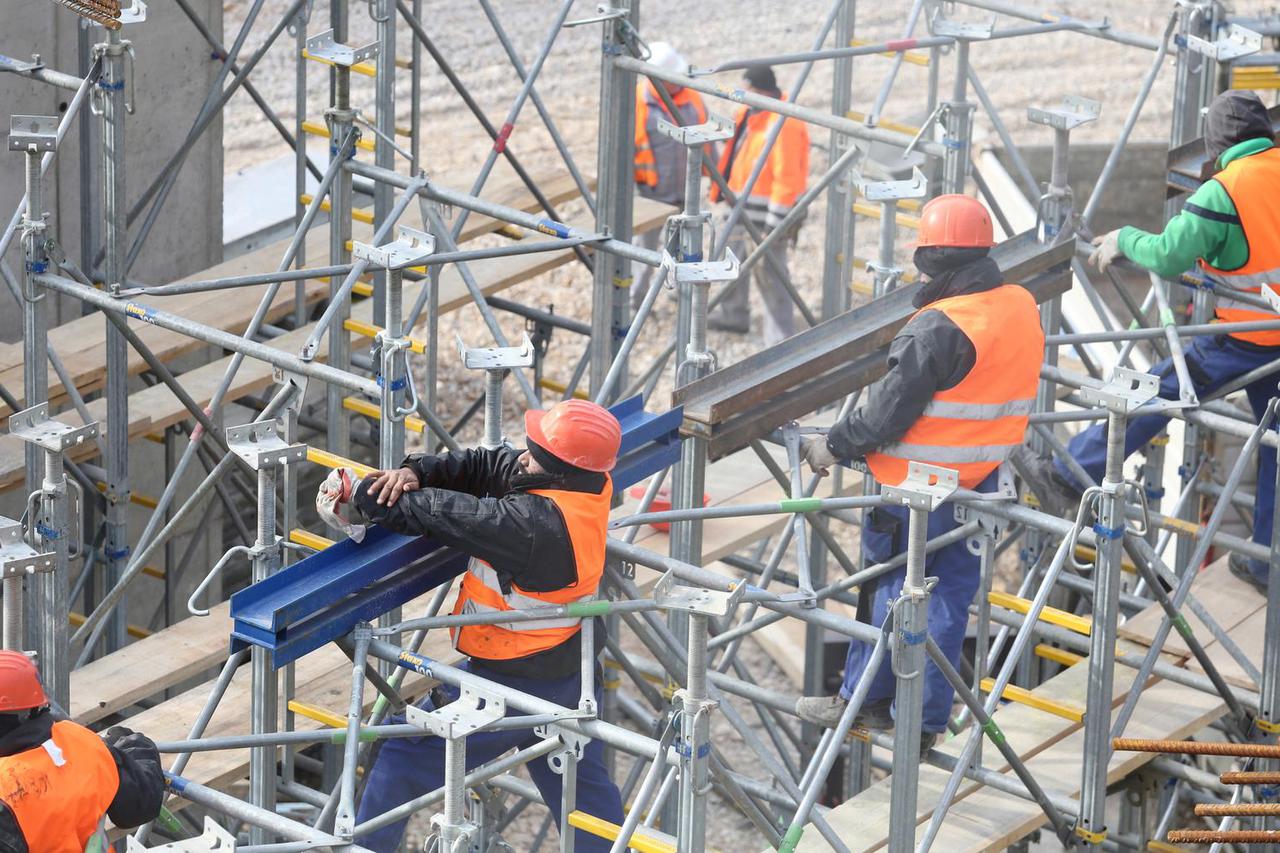 Rijeka: Strana radna snaga na gradilištu