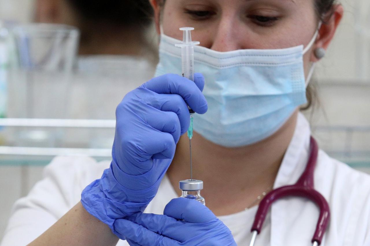 U šibenskom Domu zdravlja prvi pacijenti cijepljeni cjepivom AstraZeneca