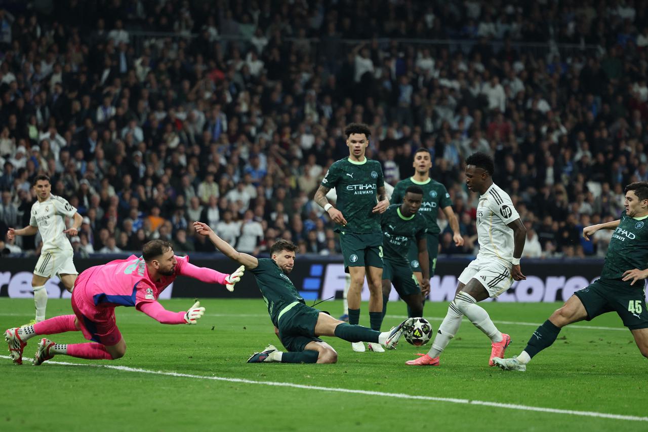 UEFA Champions League - Round of 16 - First Leg - Real Madrid v Manchester City