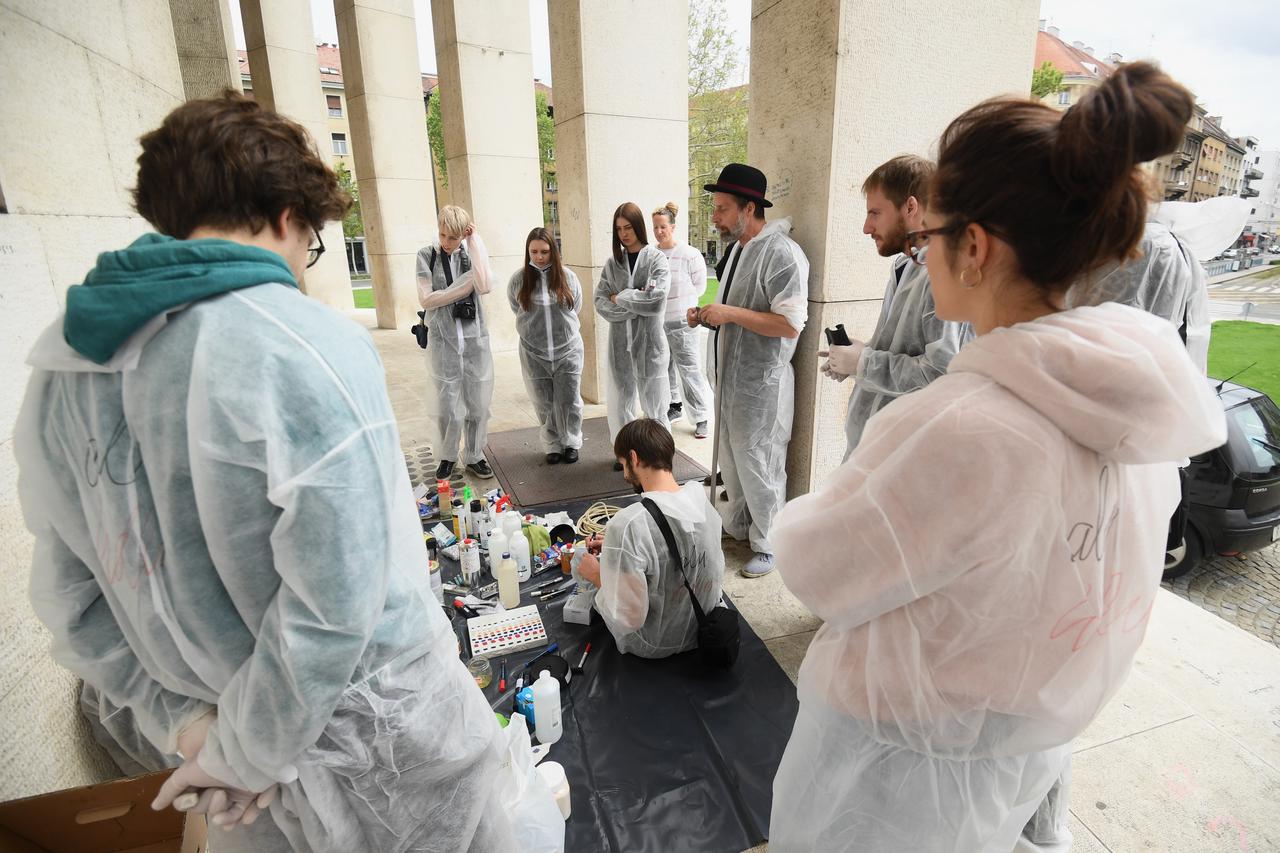 Zagreb: HDLU i OKIRU održali akciju dokumentiranja stanja i čišćenja Meštrovićevog paviljona