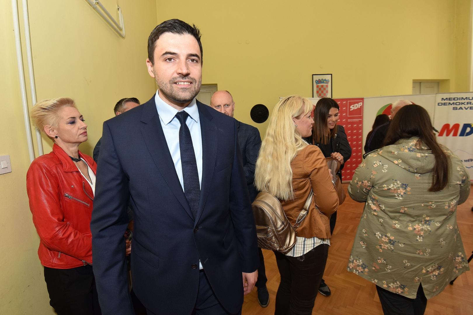 17.05.2020., Cakovec - Medjimurski demokratski savez (MDS) novi je clan Restart koalicije. Predsjednik SDP-a Davor Bernardic Photo: Vjeran Zganec Rogulja/PIXSELL
