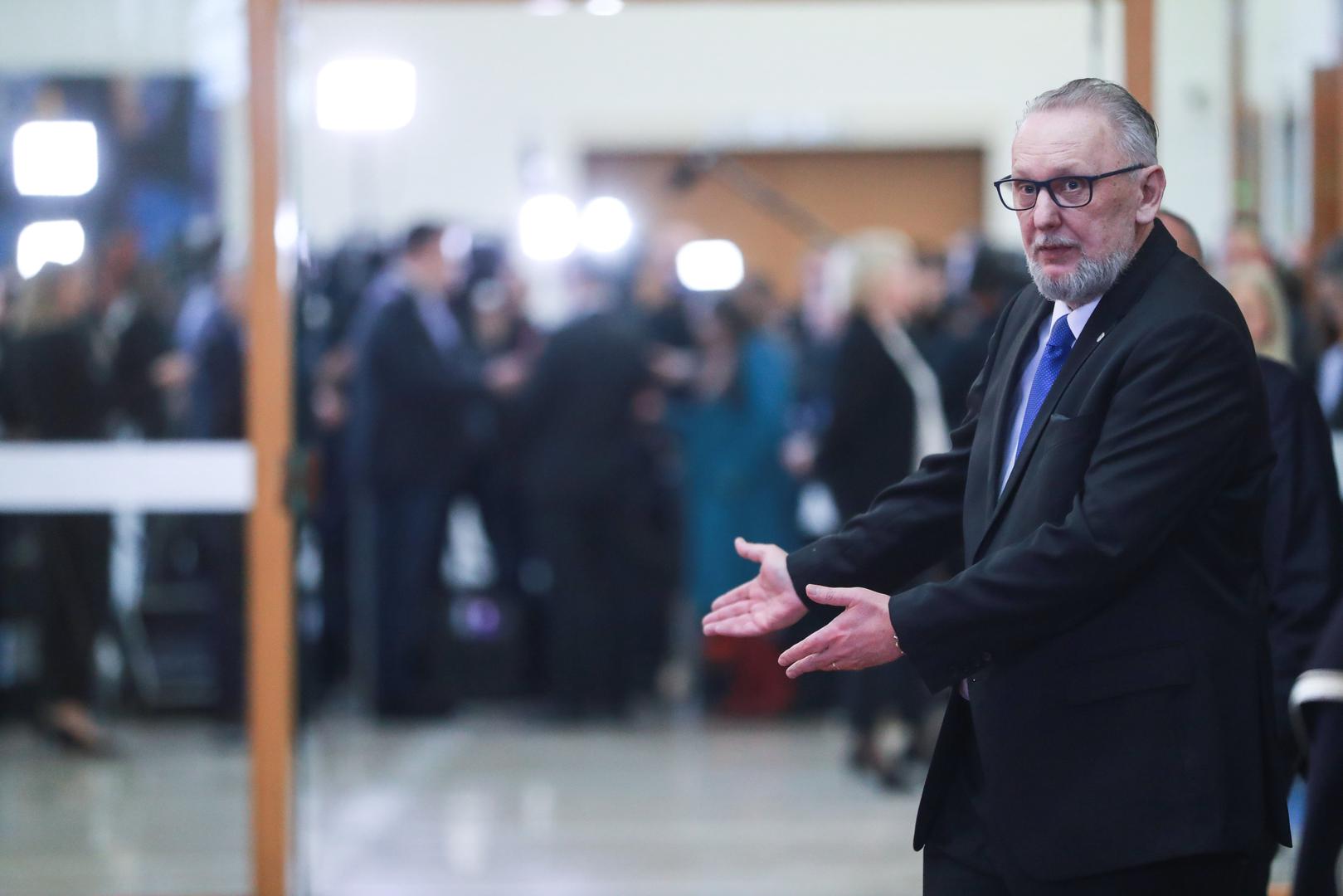 Osvrnuo se i na važnost poštovanja ustavnog poretka i na obvezu čuvanja neovisnosti i jedinstva Republike Hrvatske.