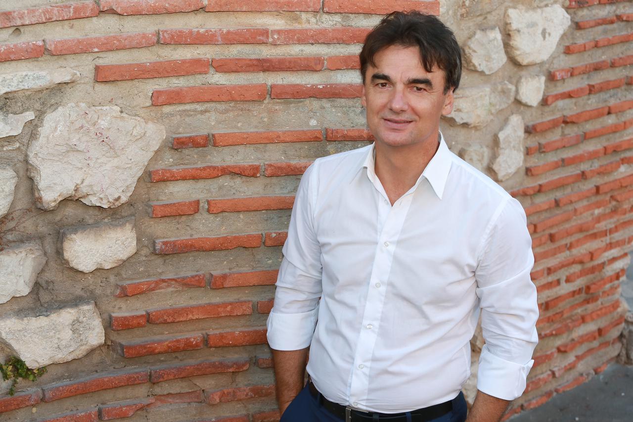 09.08.2016., Split - Branko Grcic, politicar i ekonomist, bivsi potpredsjednik Vlade i ministar regionalnog razvoja i fondova Europske unije u 12. Vladi RH. Photo: Miranda Cikotic/PIXSELL