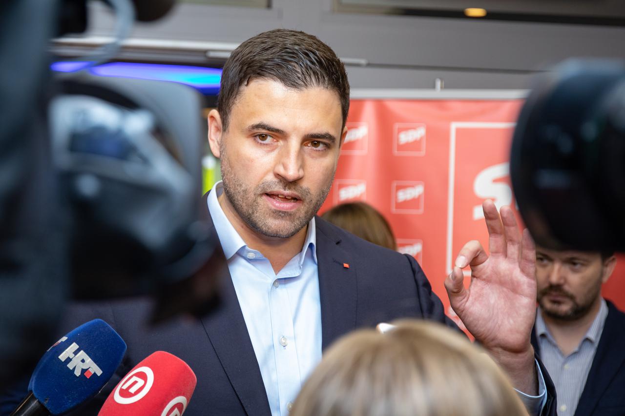 Dubrovnik: Predstavljeni kandidati Restart koalicije u X. izbornoj jedinici