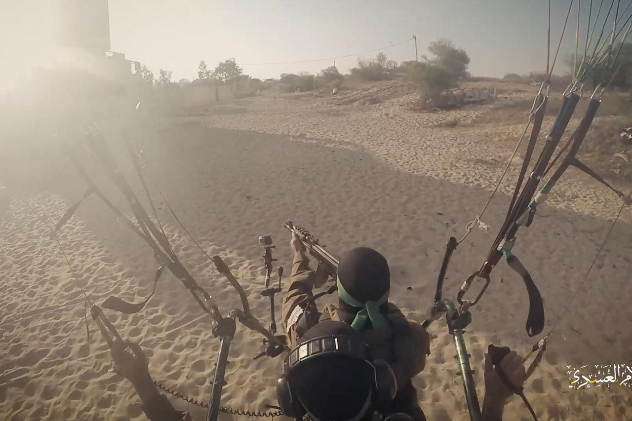 Hamas’s armed wing Izz el-Deen al-Qassam Brigades train with paragliders at an unknown location