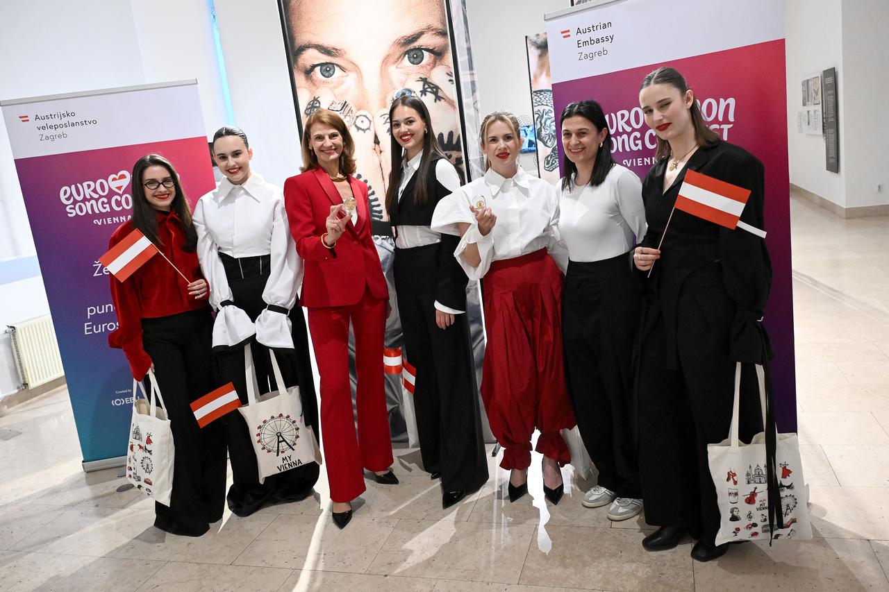 Zagreb: Austrijska ambasada pripremila party u čast grupe Lelek u Etnografskom muzeju