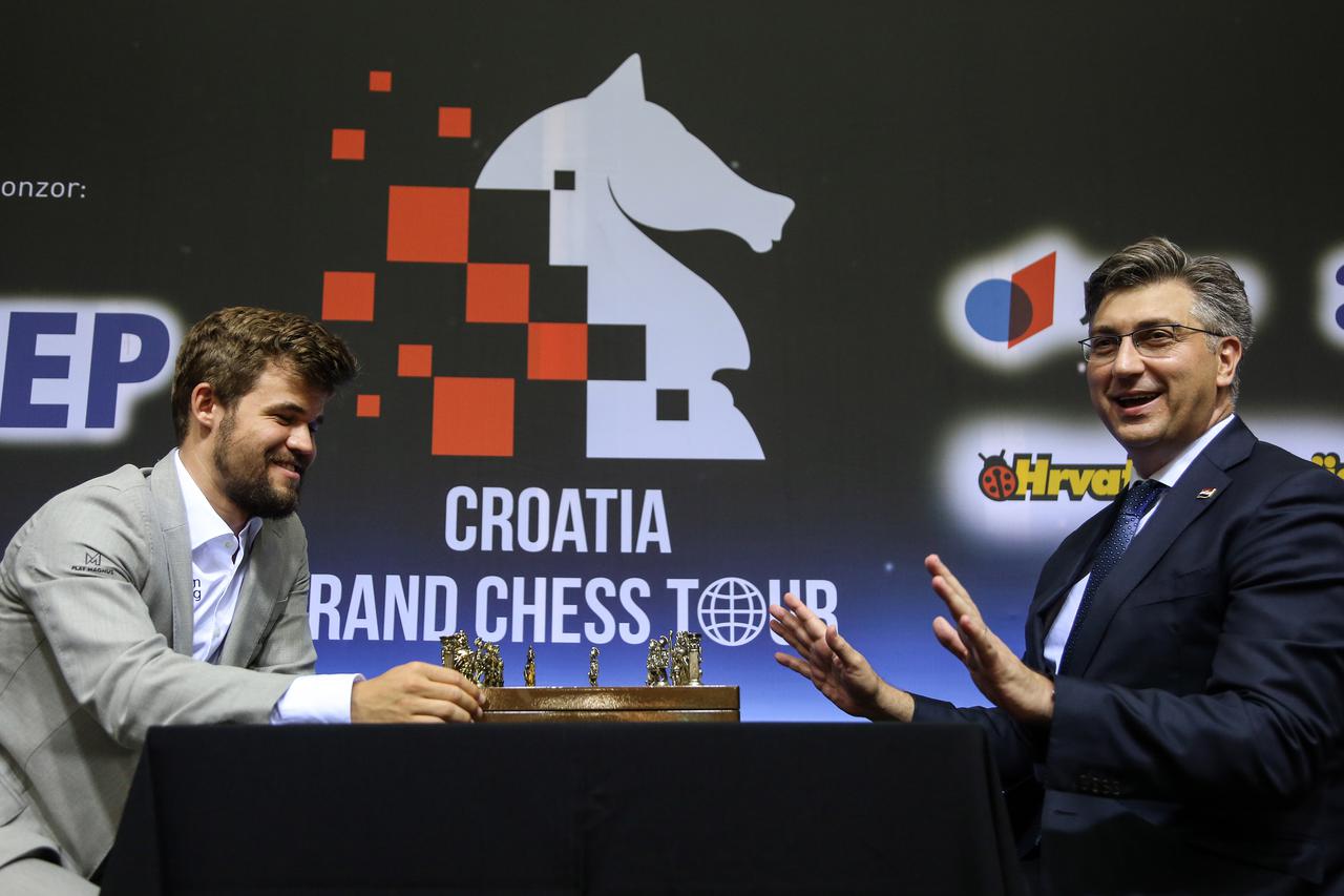 Zagreb: Plenković zaigrao šah s Magnusom Carlsenom na otvorenju Croatia Chess Toura