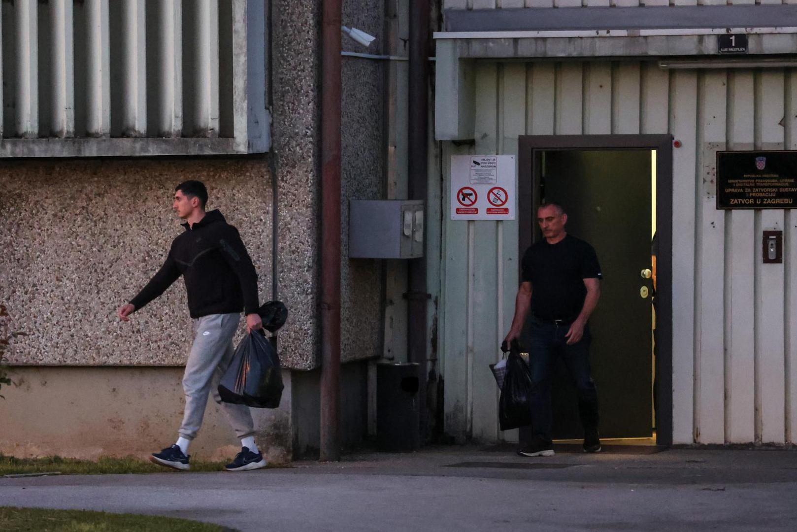 Uskok je pretprošlog tjedna izvijestio da je Županijski sud u Zagrebu, na prijedlog tužiteljstva, privremeno blokirao 1,2 milijuna eura imovine dvojici okrivljenika i jedne pravne osobe obuhvaćene istragom zbog malverzacija vezanih uz plaćanje usluga zaštite zagrebačkog Hipodroma.