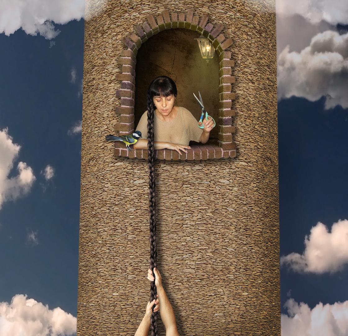 Matovilka: U starijim verzijama, Matovilka i princ nisu samo romantični par. Aluzije na seksualni odnos i trudnoću su mnogo izravnije nego u modernim adaptacijama. Princ u toj priči završava slijep, i to nakon što padne u trnje koje mu probija oči. Matovilka pak luta svijetom s njihovom izvanbračnom  djecom. 