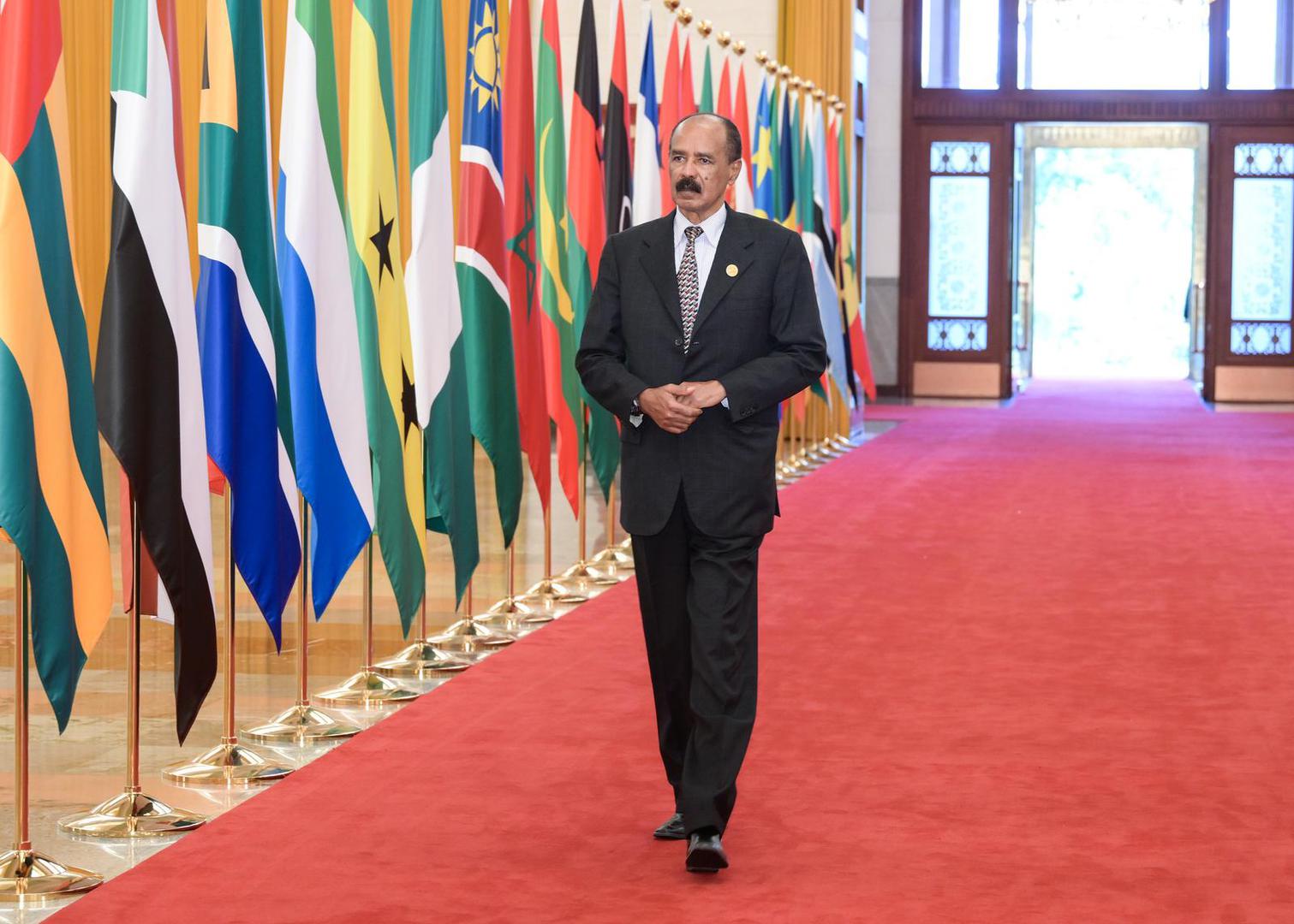 8. Predsjednik Eritreje Isaias Afwerki na vlasti je od 24. svibnja 1993. godine. Afwerki je predsjednik Eritreje od neovisnosti zemlje 1993. godine, a poznat je po autoritarnom stilu vladanja.

