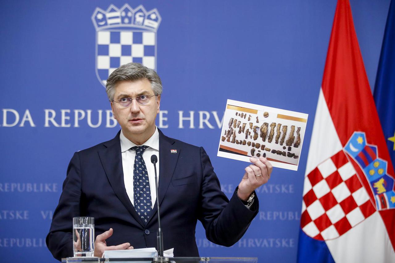 Premijer Plenković pokazao dijelove bombe s drona