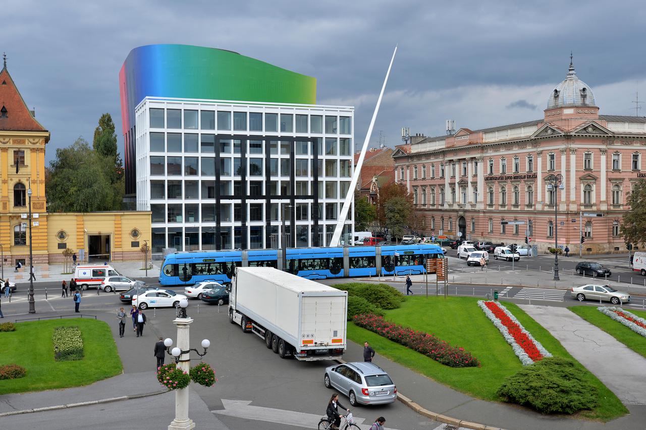 u kako ce osam institucija koje se nalaze na Trgu marsala Tita otvoriti svoja vrata i darovati bogat i raznovrstan progr