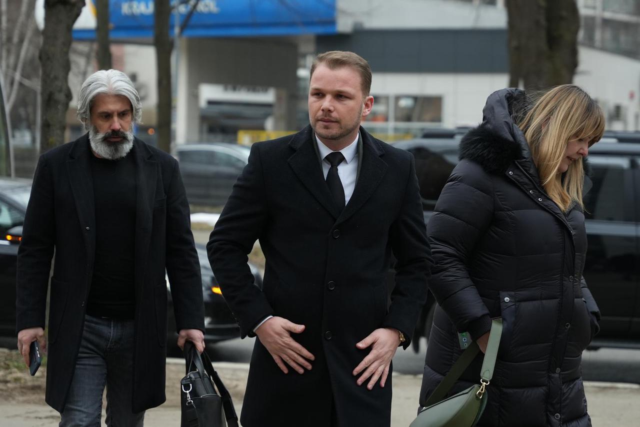 Banja Luka: Draško Stanivuković na ročištu o spornoj imovini RK Borac