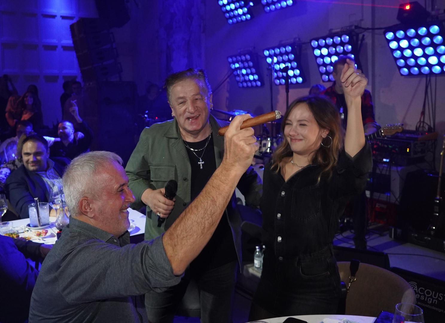 06, December, 2023, Belgrade - Performance of the Croatian rock band Prljavo kazaliste in the club Dorcoleta. Prljavo kazaliste, Jovana Stojiljkovic. Photo: Antonio Ahel/ATAImages.06, decembar, 2023, Beograd - Nastup hrvatskog rok benda Prljavo kazaliste u klubu Dorcoleta. . Photo: Antonio Ahel/ATAImages. Photo: Antonio Ahel/ATAImages./PIXSELL