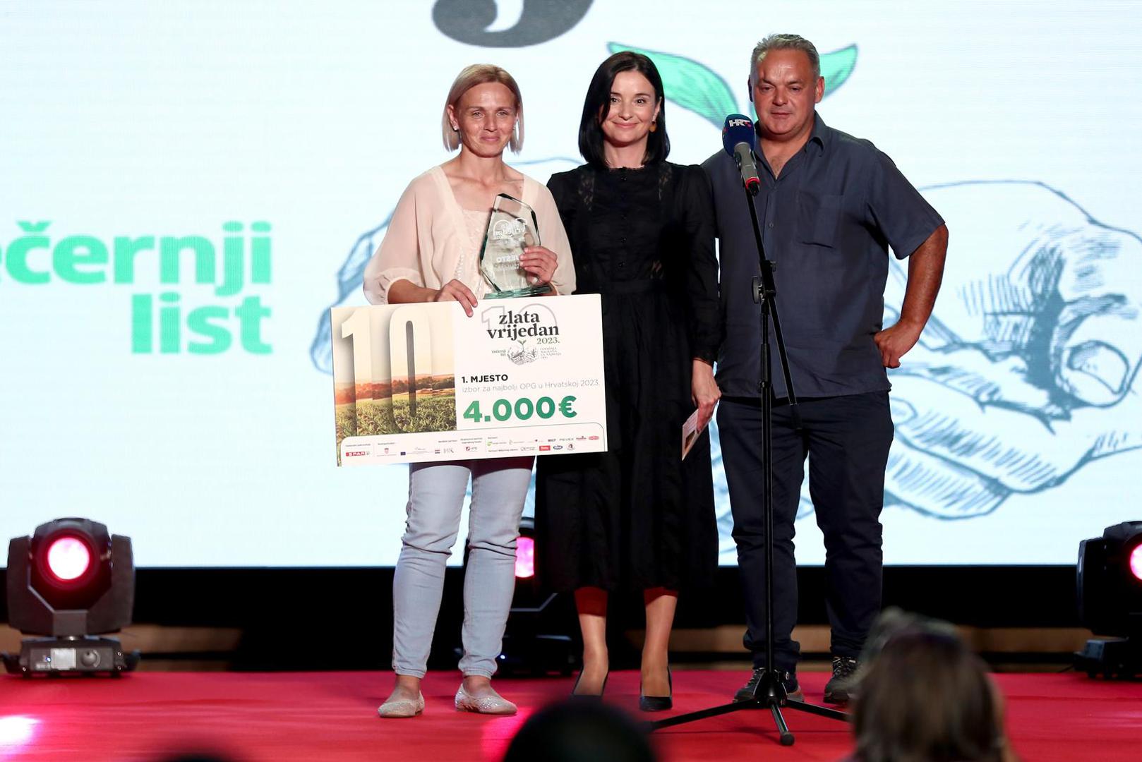 Ministrica poljoprivrede Marija Vučković uručila je pobjednički ček Tatjani Lovrić Jovanović