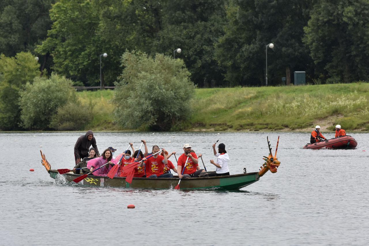 Zagreb: Na Jarunu je održan peti festival Zmajevih čamaca
