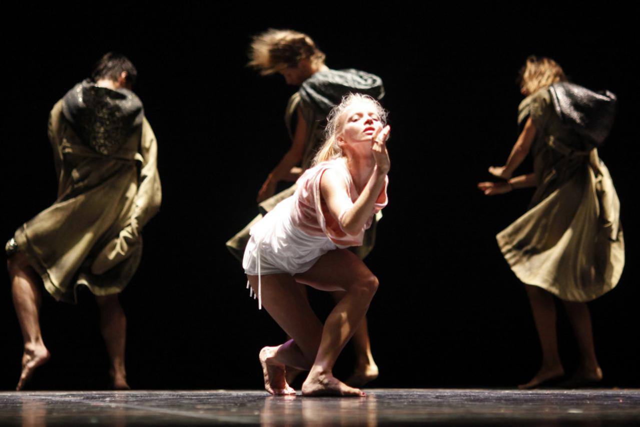 Dodir, Balet HNK Split