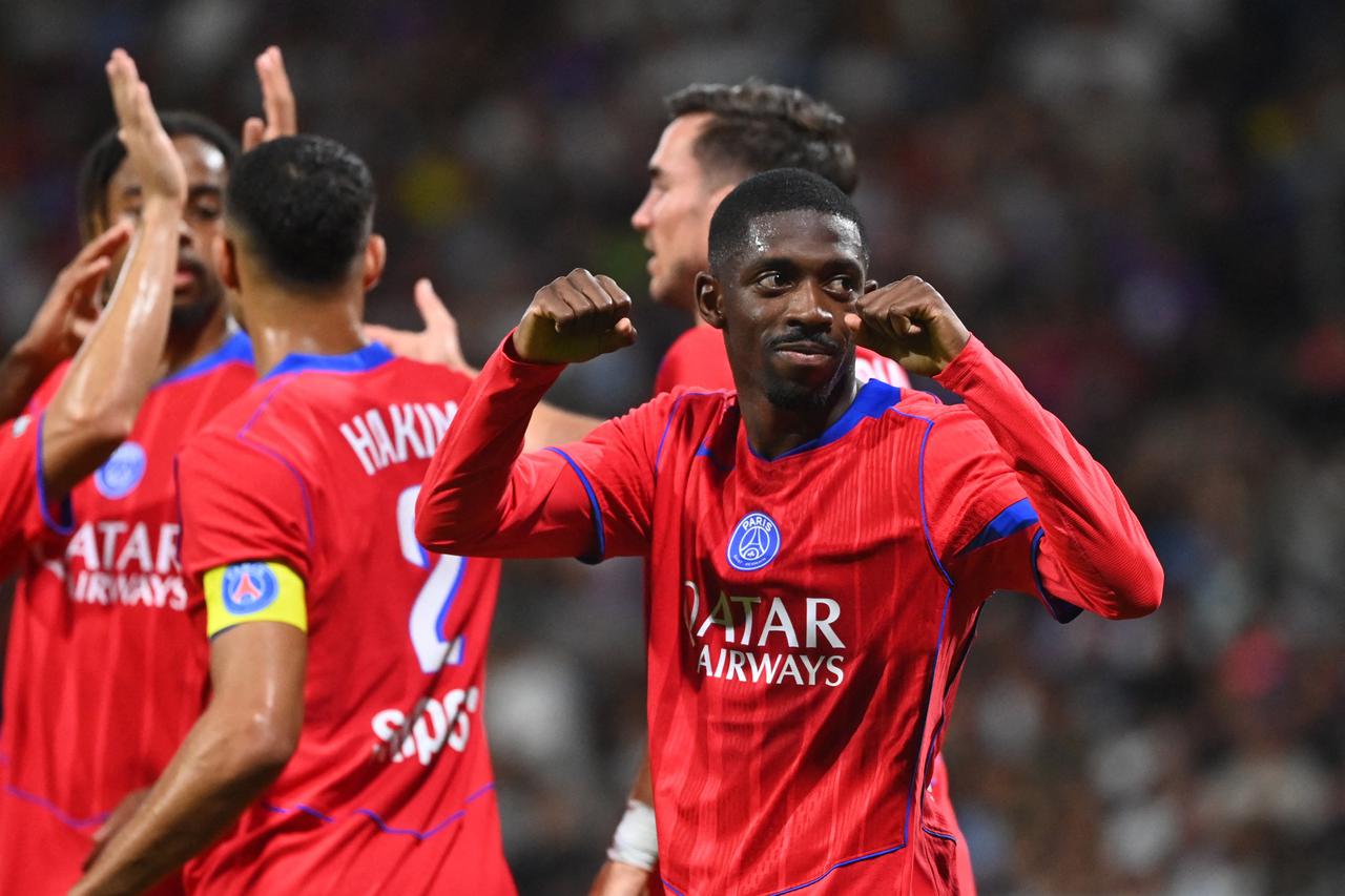 Soccer - France - French Ligue 1 - Toulouse v Paris St Germain