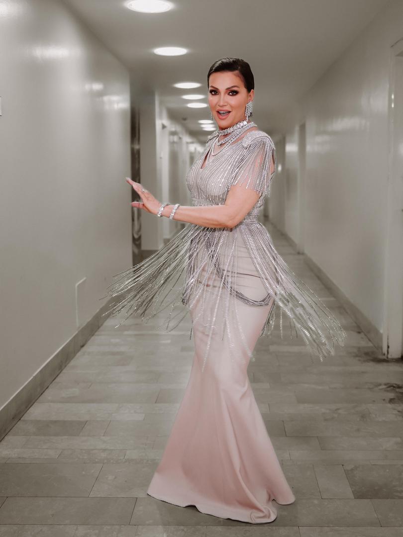 Nina je nastupila u pratnji Ante Gelo orkestra i uz već provjerene hitove iz svoje duge karijere izvela je i pjesme s novog albuma.