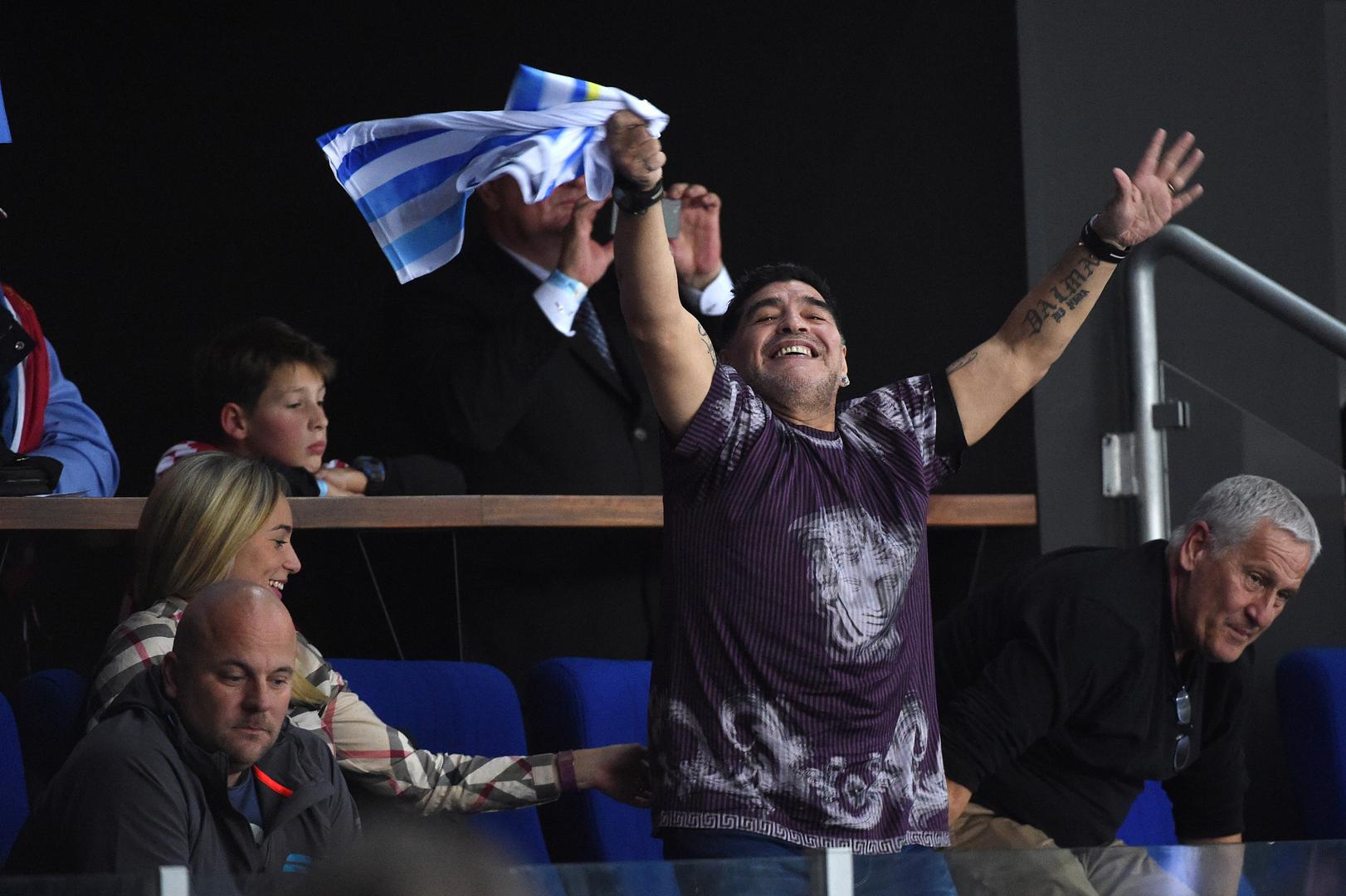 Diego Maradona At Davis Cup Final Men's Double - Zagreb Former Argentinian soccer player Diego Maradona attends the double match at the Davis Cup final tie between Croatia and Argentinia at the Arena, Zagreb, Croatia on november, 26, 2016. Photo by Corinne Dubreuil/ABACAPRESS.COM Dubreuil Corinne/ABACA /PIXSELL