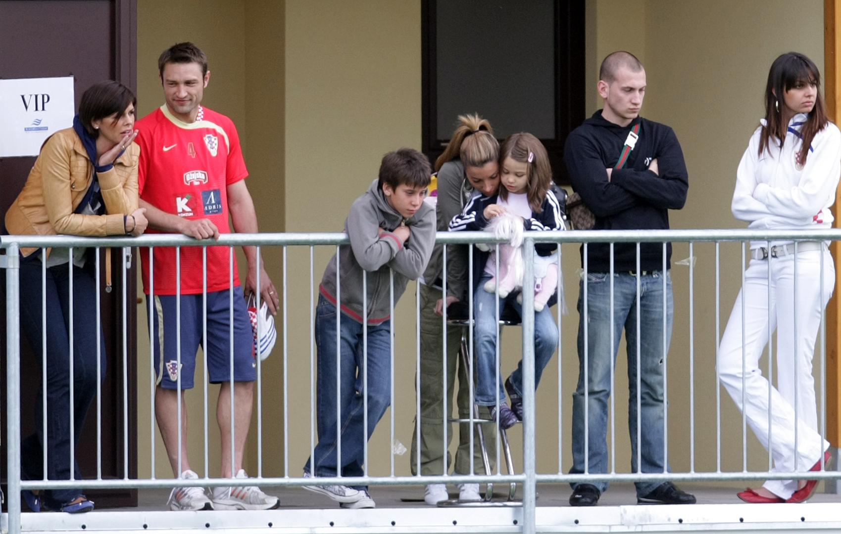 14.06.2008., Bad Tatzmannsdorf, Austrija - Obitelji nogometasa u kampu hrvatske nogometne reprezentacije. Despina Petric, Anica Kovac, Robert Kovac, Letizia Kovac, Tihomir Petric."nPhoto: Sanjin Strukic/PIXSELL