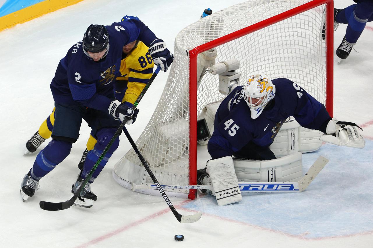 Ice Hockey - Men's Prelim. Round - Group C - Finland v Sweden