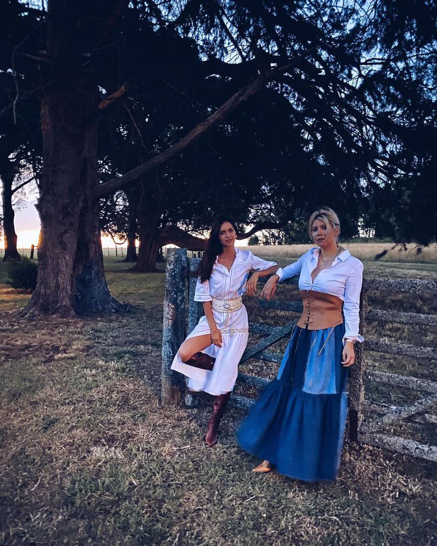 Wanda Nara, odnosno, Wanda Icardi često na društvenim mrežama pokazuje koliko voli svoje tijelo, konje, prirodu, supruga...
