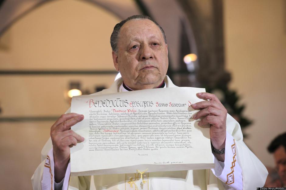 Zadar: Sve?anost ustoli?enja zadarskog nadbiskupa mons. Želimira Pulji?a
