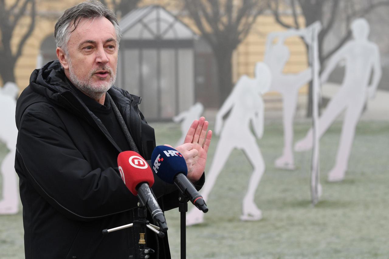 Zagreb: Miroslav Škoro održao konferenciju na temu "Kako je gradonačelnik Tomašević Zagrepčanima ukrao advent?"