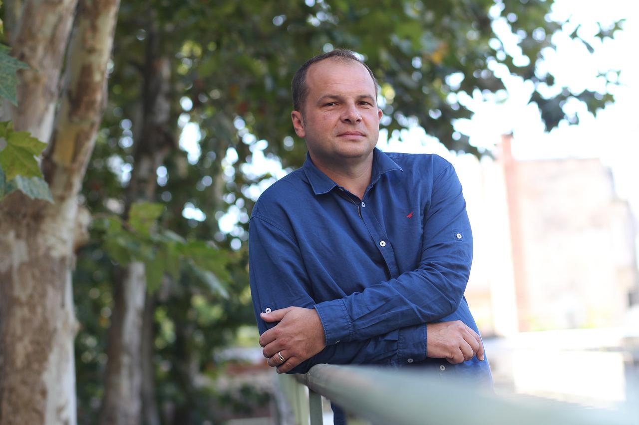 24.08.2016., Zagreb - Sinisa Hajdas Doncic, clan Glavnog odbora SDP-a.  Photo: Boris Scitar/Vecernji list/PIXSELL