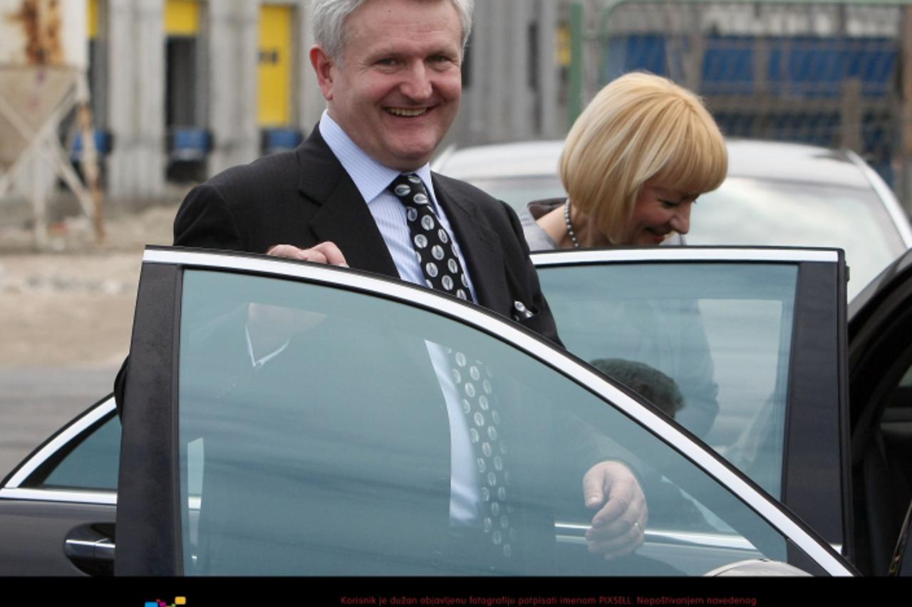 '24.4.2009., Zagreb - Konzumov novi logisticko-distributivni centar u ulici Marijana Cavica 1. Premijer Ivo Sanader i Ivica Todoric u obilasku novog centra koji je u fazi zavrsavanja. Photo: Jurica Ga