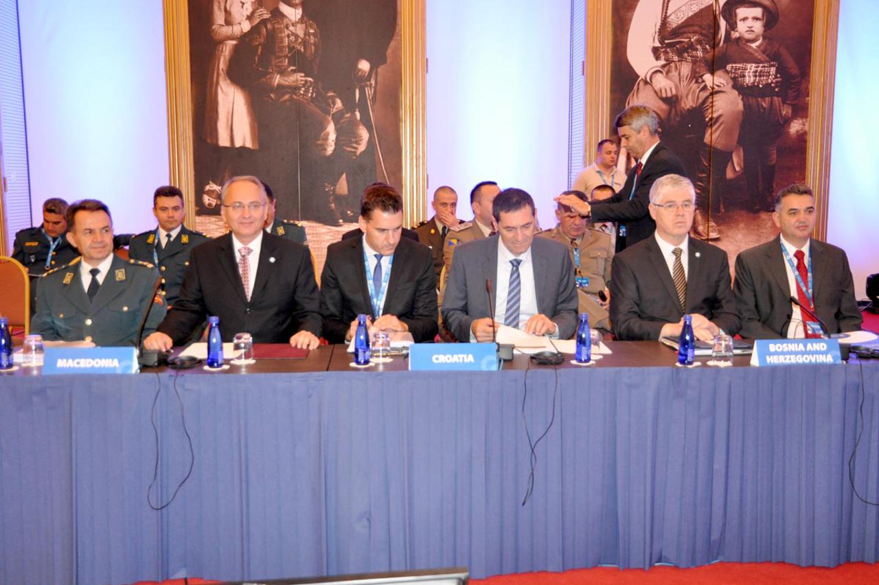 Ante Kotromanović,A-5