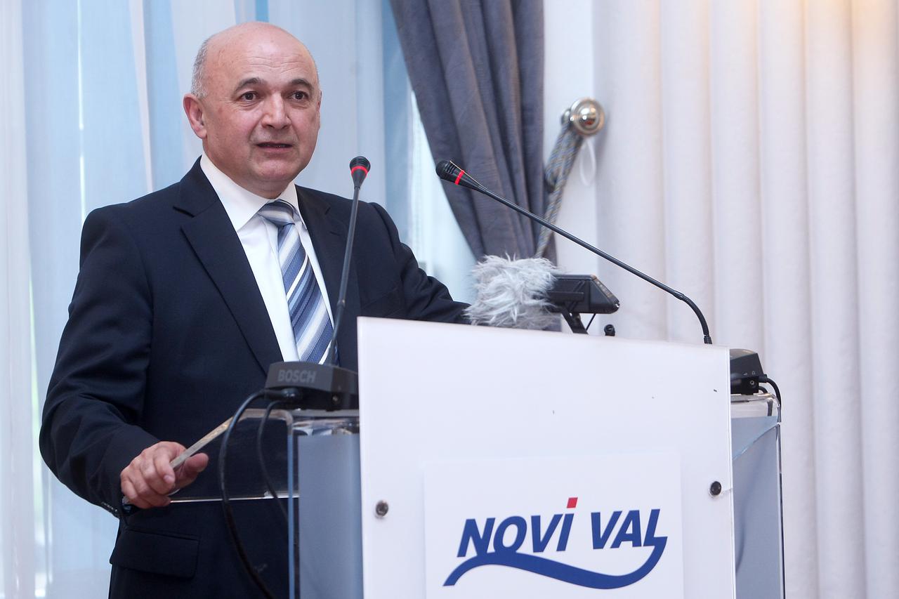 05.04.2014., Zagreb - Osnivacka skupstina nove politicke stranke Novi val. Ljubo Jurcic.  Photo: Luka Stanzl/PIXSELL