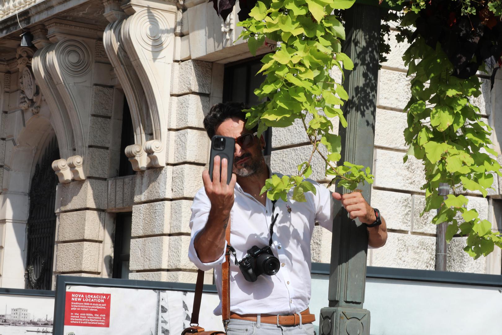 Organizatori i sudionici Hoda za život zalažu se za društvenu, zakonsku i svaku drugu zaštitu ljudskog života od začeća do prirodne smrti, pozivaju da se ne odustaje od borbe za svaki ljudski život, osobito za život nerođenog djeteta. 