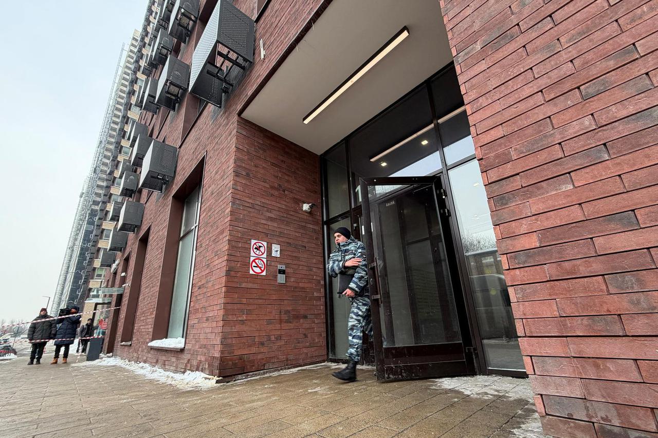 The site of the assassination attempt on Russian Lieutenant General Vladimir Alexeyev in Moscow