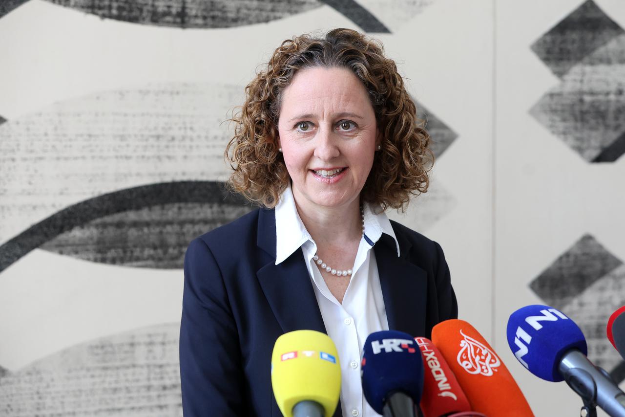 Zagreb: Ministrica Nina Obuljen Koržinek dala je izjavu medijima