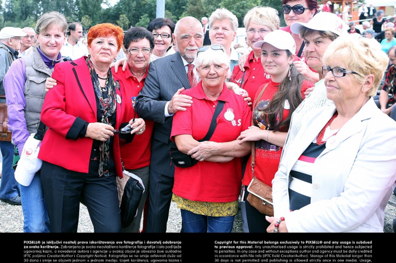 '24.08.2013., Zagreb - 6. susreti Lige antifasista jugoistocne Europe - Dani Balkanske ljubavi odrzani su na zagrebackom jezeru Bundek. Stjepan Mesic.  Photo: Goran Stanzl/PIXSELL'