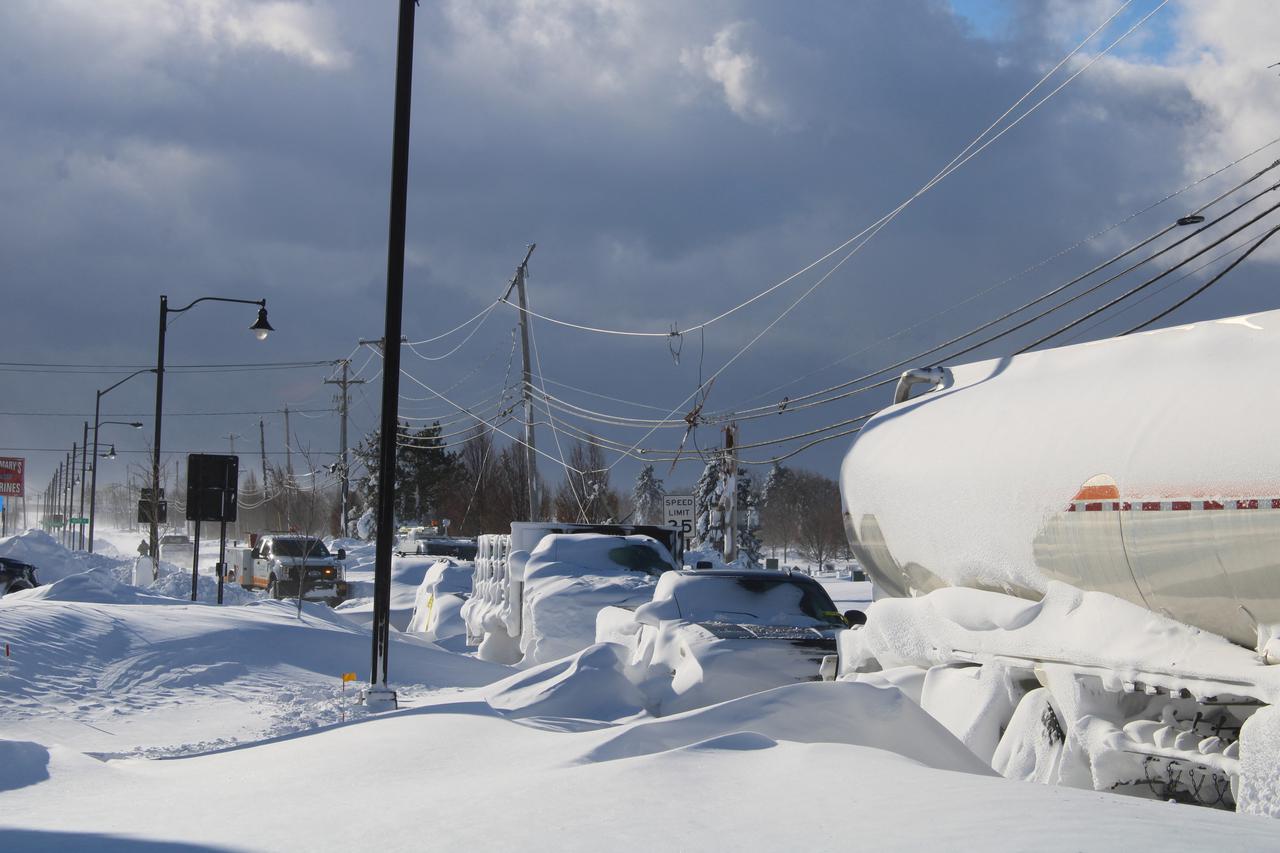 Winter storm hits Buffalo, New York