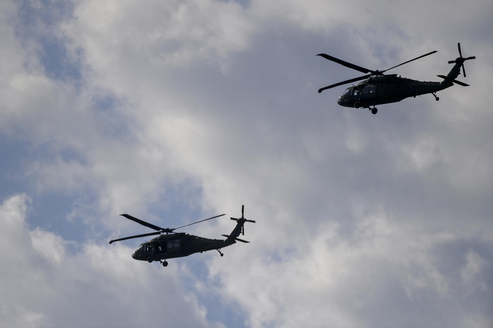 U sklopu mimohoda, građani će imati priliku vidjeti i prikaz novog naoružanja i suvremenih vojnih sredstava, kao što su besposadna letjelica Bayraktar, tenk Leopard i FPV dronovi, čime će se predstaviti tehnološki napredak i kontinuirano jačanje obrambenih sposobnosti Hrvatske vojske.