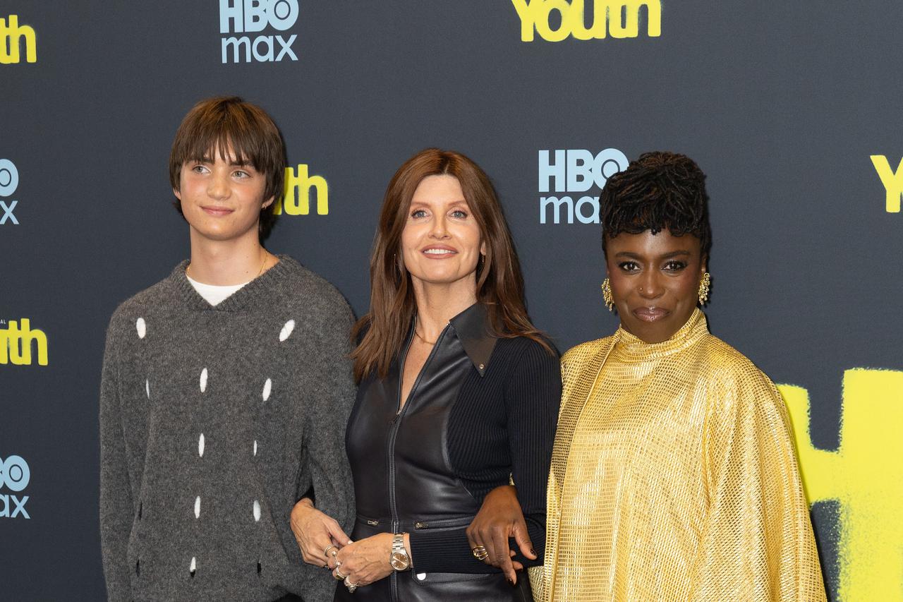 Aran Murphy, Sharon Horgan i Sharlene Whyte