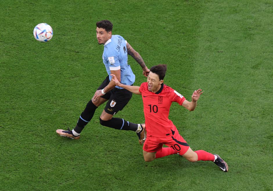 FIFA World Cup Qatar 2022 - Group H - Uruguay v South Korea