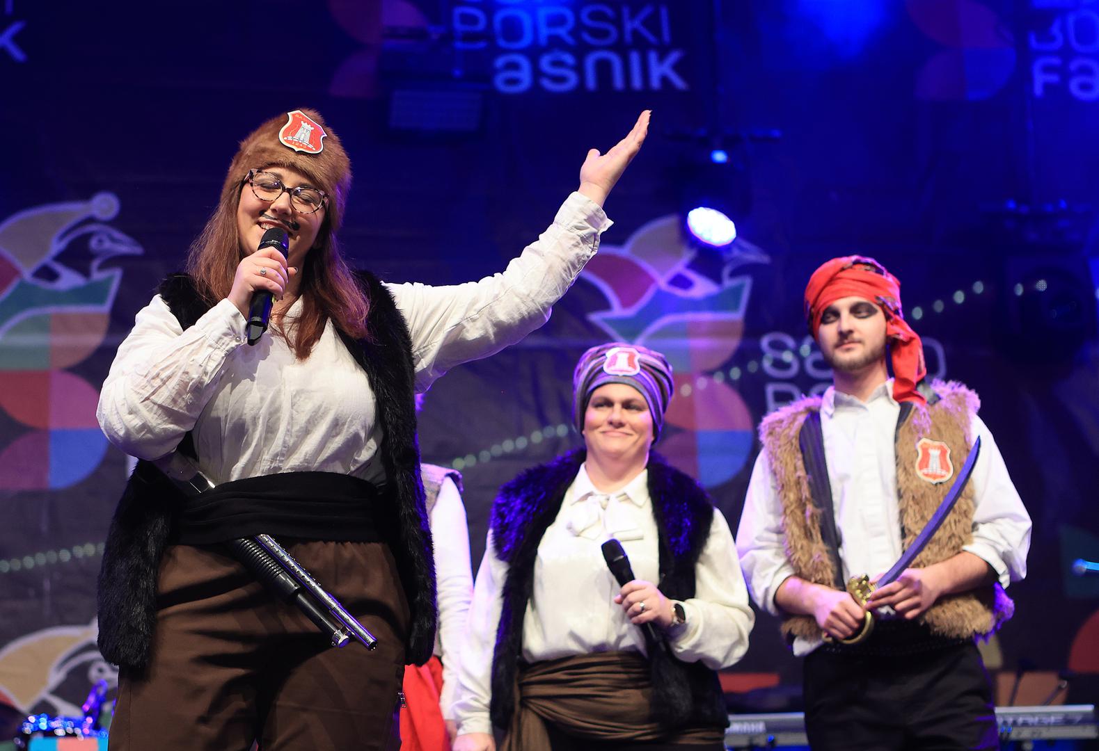 Nakon osam godina u Samobor se vraća i fašnički šator koji će se smjestiti na livadu pokraj kina, a u kojemu će do pokladnog utorka održati dio od ukupno 14 koncerata. 